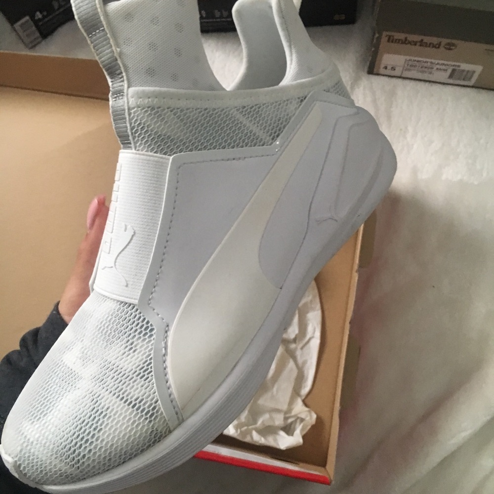 Fierce Swan Size 3.5